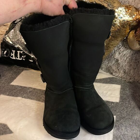 Ugg 1873 black sheepskin bailey button triplet boots /classic tall wool/sherpa - Picture 2 of 11